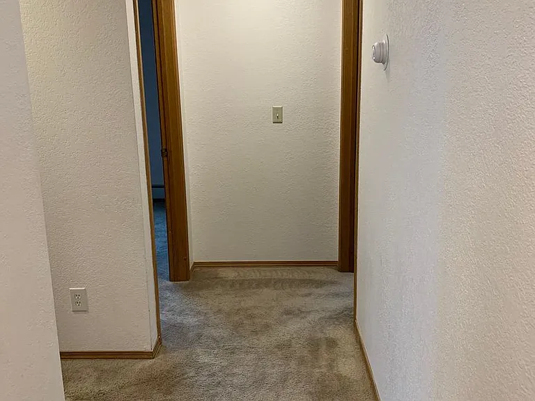 3401 Lakeshore Dr — Photo 3