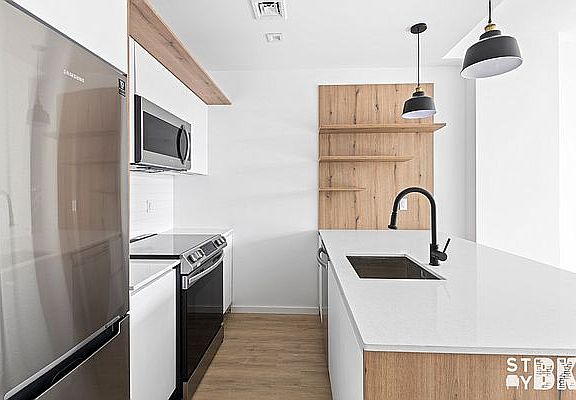 4th image of 825 De Kalb Ave #5E