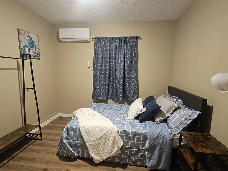 Van Allen Cir — Photo 3