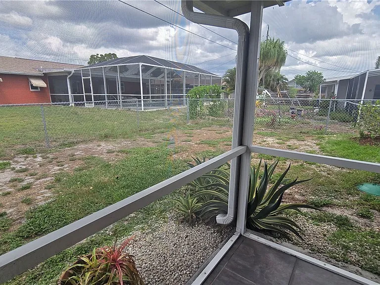 18079 Constitution Cir — Photo 19