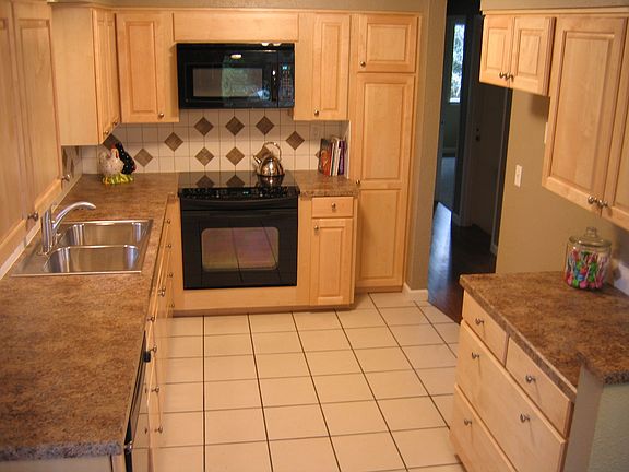 tile kitchen all new