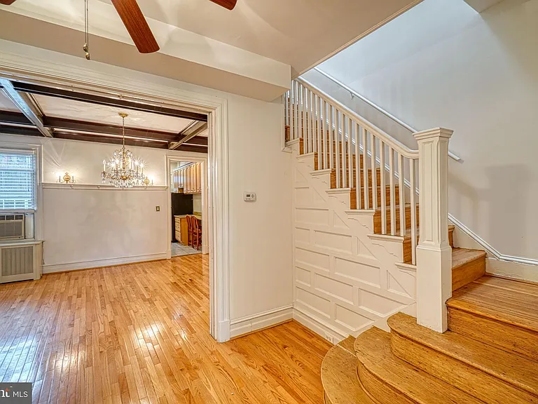 1821 Kilbourne Pl NW — Photo 9