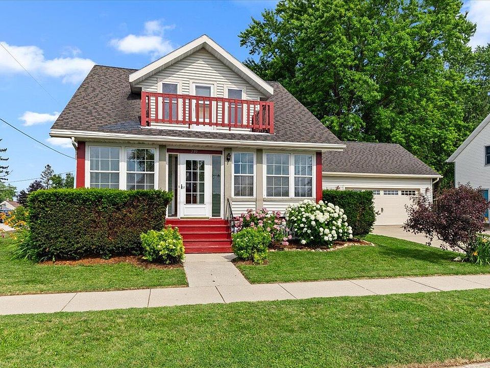 1st image of 230 North Elm STREET