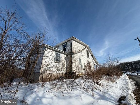 5th image of 61 Bateman Rd