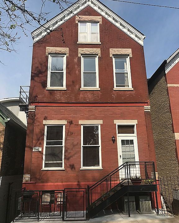 1st image of 2042 N Winchester Ave APT 1E