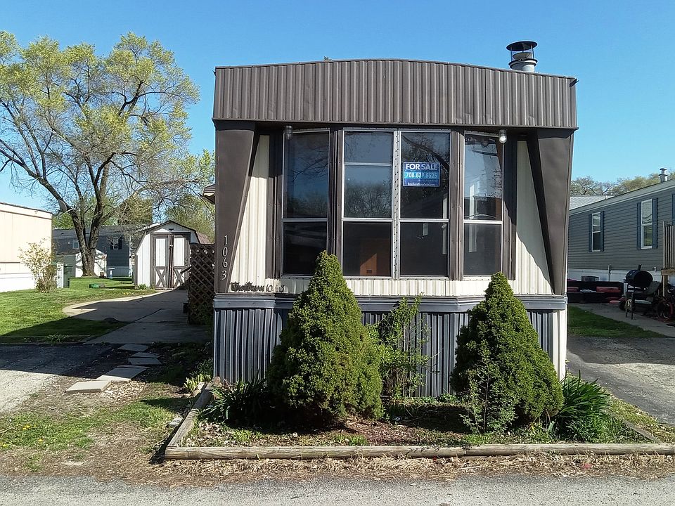 2nd image of 1063 Testa Dr