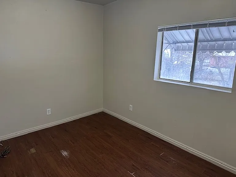 2366 Orchard Ave — Photo 3