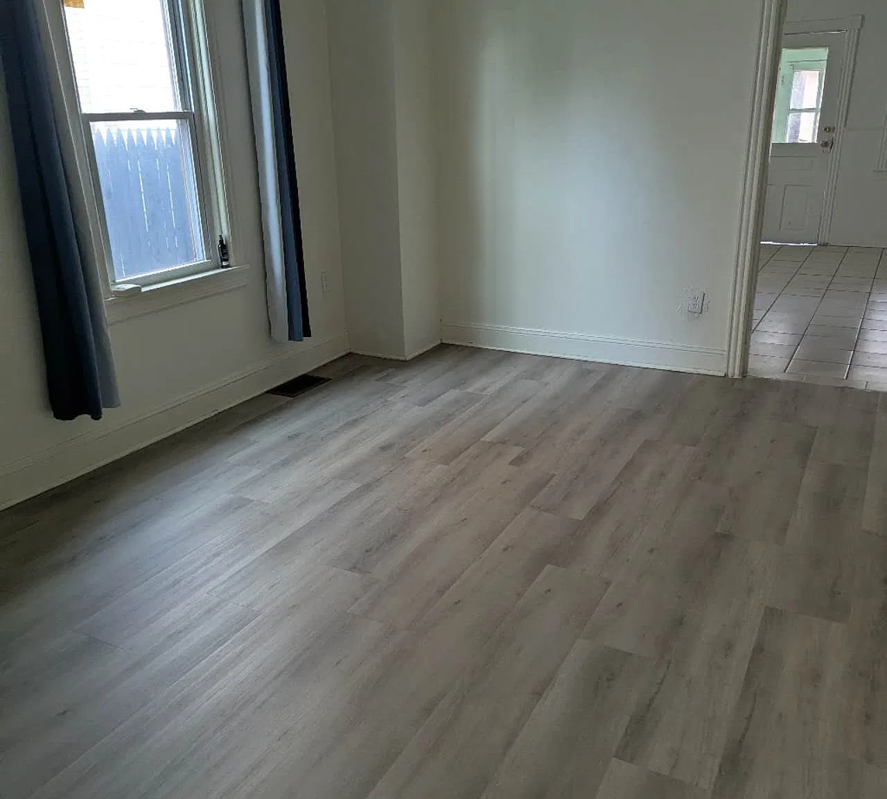 3 bed, $1,600 — Photo 4