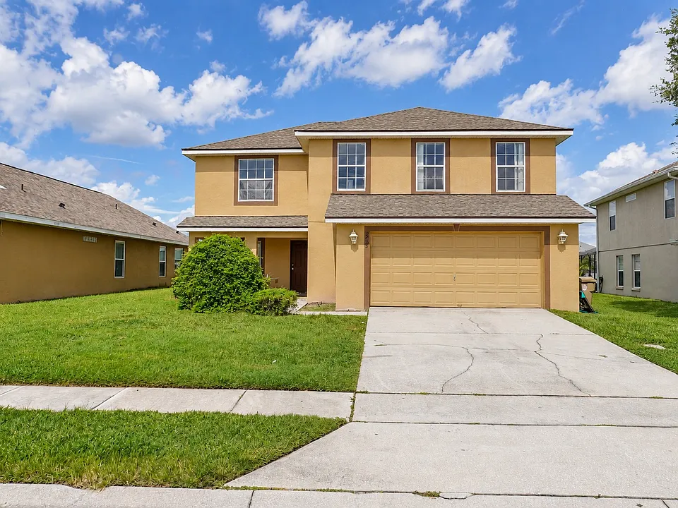 2735 Callaway Ln