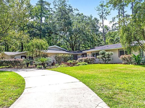 4th image of 11101 NW 12TH PLACE