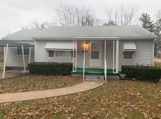 502 Steinhagen Rd, Warrenton, MO 63383