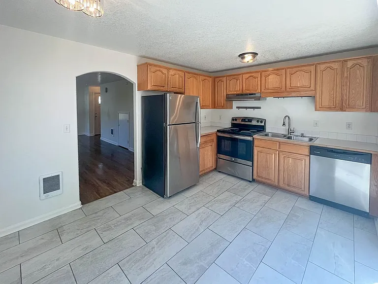 6431 SE 83rd Ave — Photo 20