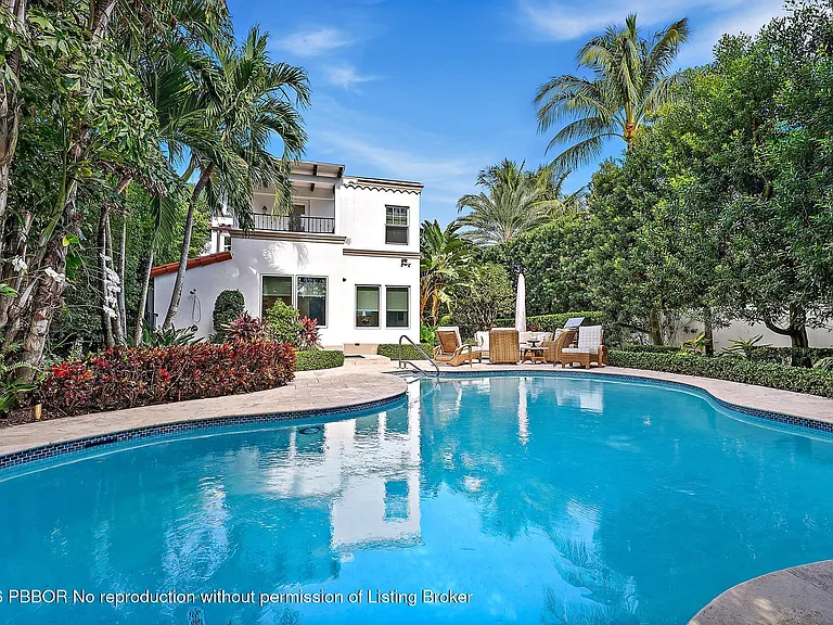 240 Seabreeze Ave — Photo 24