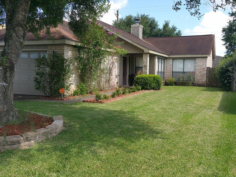 1st image of 2424 Hedgerose Ln