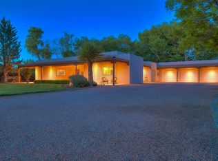 714 Ranchitos Rd NW, Los Ranchos, NM 87114