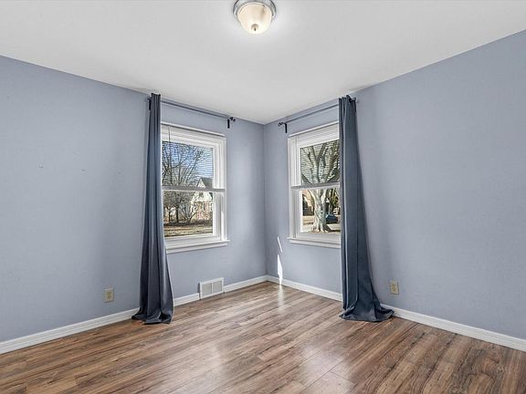 4th image of 4864 N 21st STREET