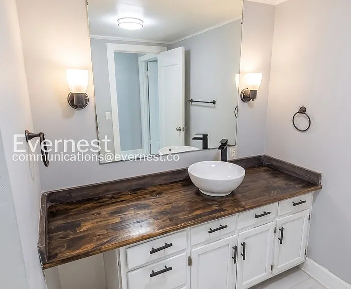 117 Westbrook Ave — Photo 7