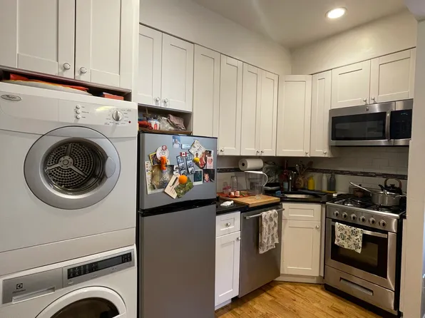 423 16th Street image 1 of 8