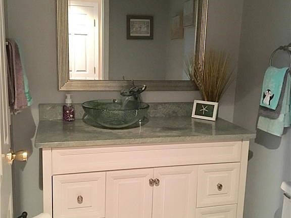 Brand new 1/2 bath 1st floor