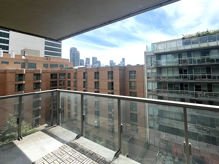 1 Bedford Rd #715 — Photo 8