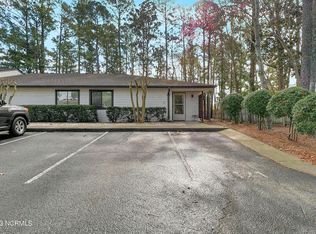 1507 Military Cutoff Rd APT 121, Wilmington, NC 28403