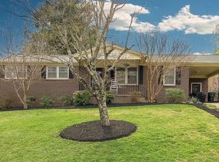 14 Ardmore Dr, Taylors, SC 29687