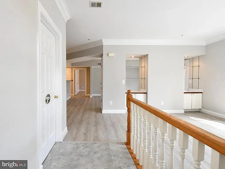 432 Fortress Way — Photo 3