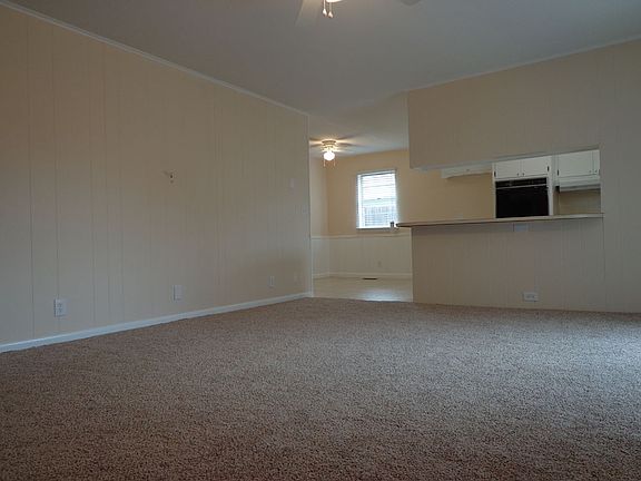 fam rm to kit/dining