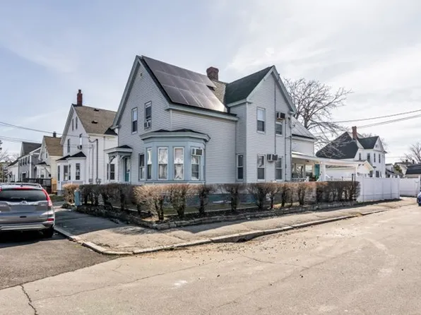 11 Cambridge St, Lawrence, MA 01843