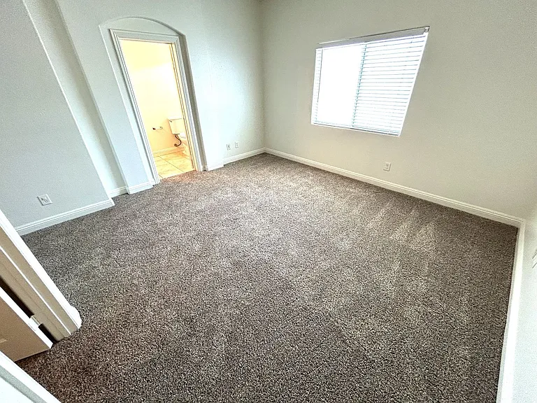 8877 Tomnitz Ave — Photo 12