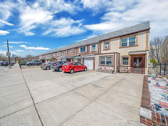 4th image of 8605 77th Avenue