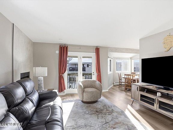 2nd image of 3041 E 42nd Ave APT 505