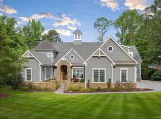 165 Shipyard Pointe Rd, Mooresville, NC 28117