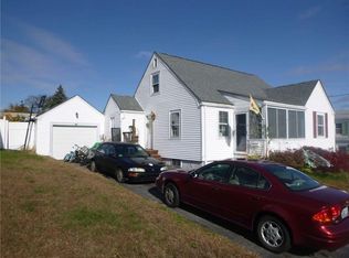 45 Grand View Rd, Pawtucket, RI 02860