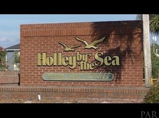 2279 Valley Rd, Navarre, FL 32566