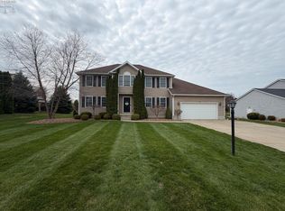 613 Summerfield Pl, Huron, OH