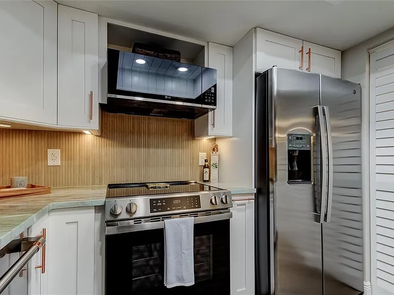 2673 Sabal Springs Cir #201 — Photo 45