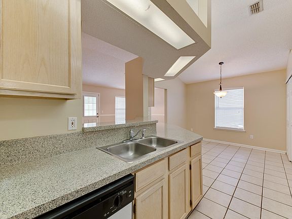 5th image of 12330 BURGESS HILL Circle S