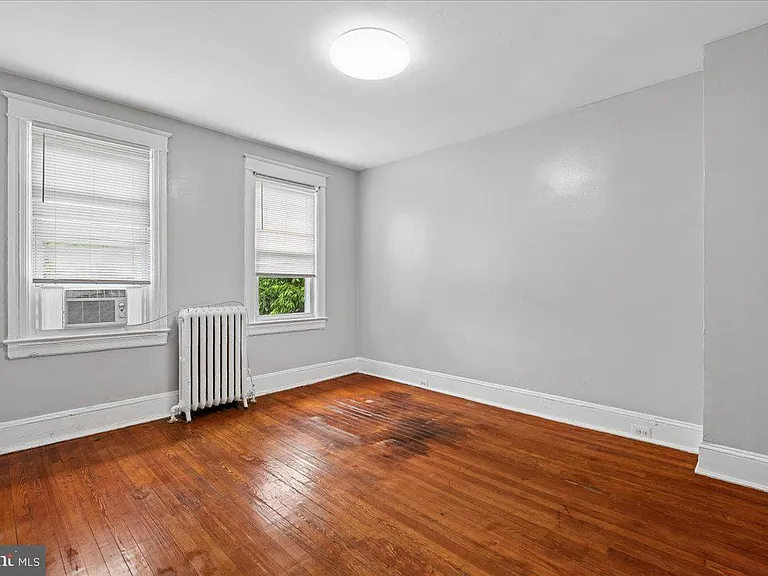4605 Georgia Ave NW — Photo 16