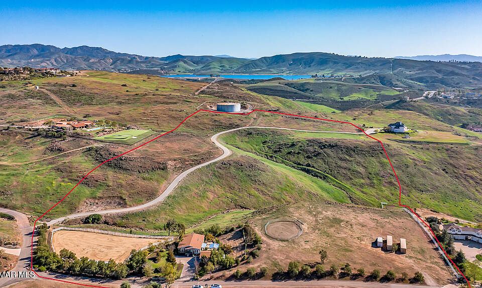 1560 Theising Ct, Moorpark, CA 93021 Zillow