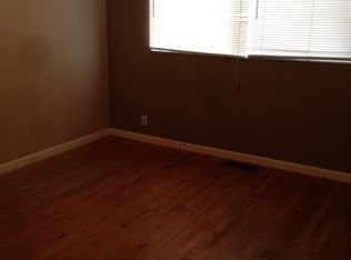 2295 Somerset Dr, Florissant, MO