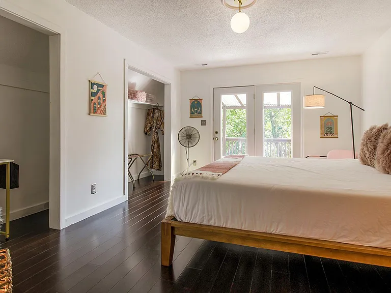 301 Watergap Dr — Photo 17
