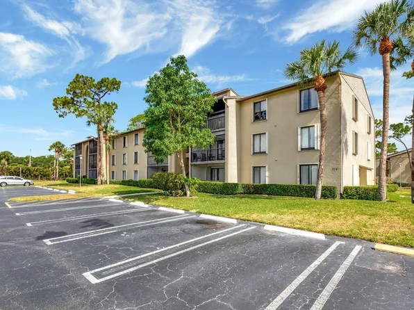 719 Sunny Pine Way #A1, Greenacres, FL 33415