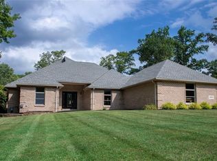 2960 Baywoods Dr, Sharpsville, PA