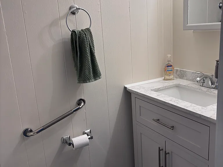 1/2 bath off of master
