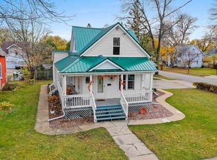 1135 W Lawrence St, Appleton, WI 54914