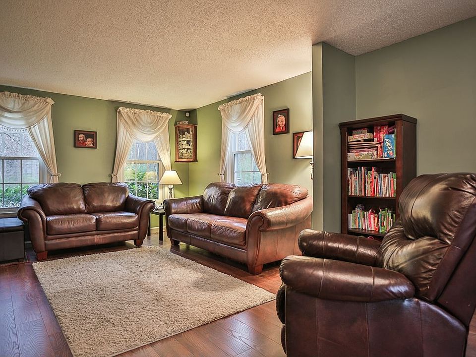 1st image of 38 Quail Run Dr #38