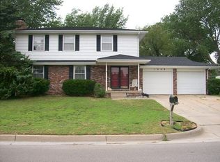 1209 N Westlink Ave, Wichita, KS 67212