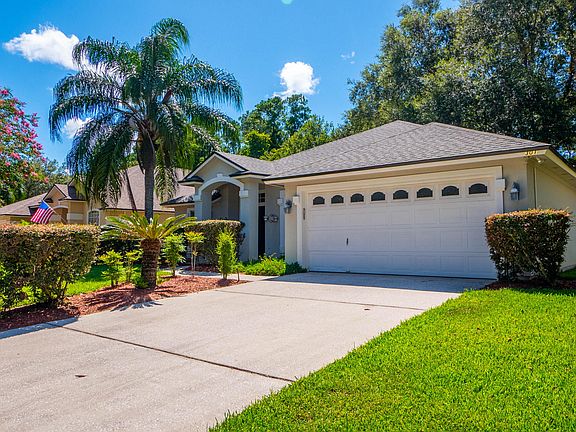 3rd image of 301 N Elverton Pl