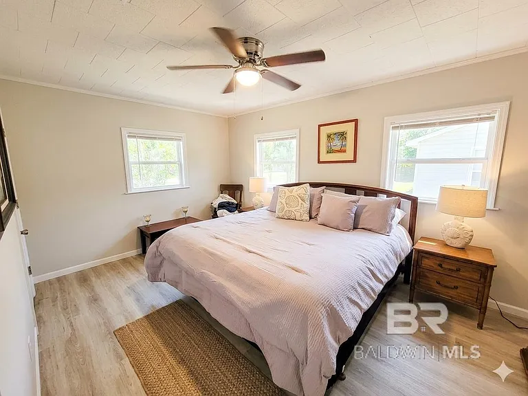 34394 Lost River Rd — Photo 11